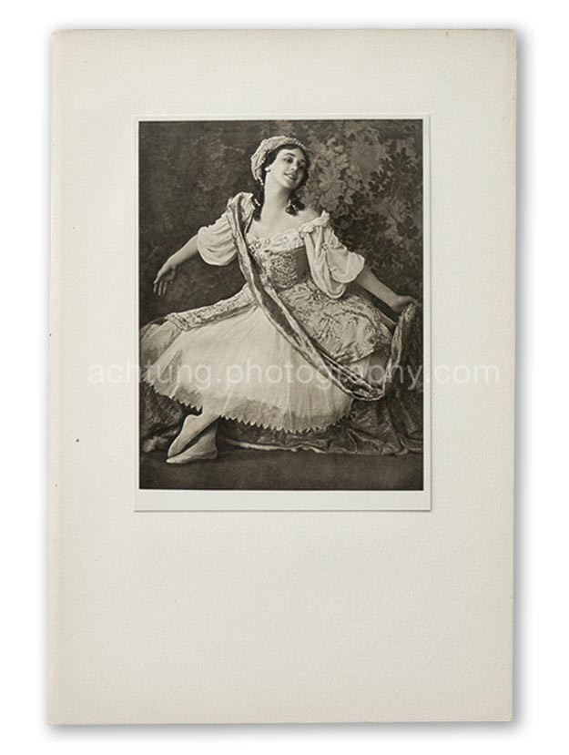 Plate 10, E.O. Hoppe Tamara Karsavina in Le Pavillon d'Armide (Madama Thamar Karasavina, Le Pavillion d'Armide), 1911, image size 18.9 x 14.6 cm paper size; 20.4 x 15.3 cm