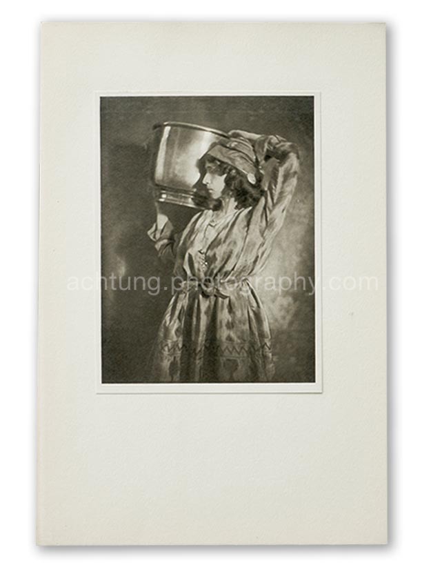 Plate 12, E.O. Hoppe Sofia Fedorova in Prince Igor (Madame Fedorova, Prince Igor), 1911, image size 19.3 x 14.5 cm paper size 20.2 x 15.4 cm