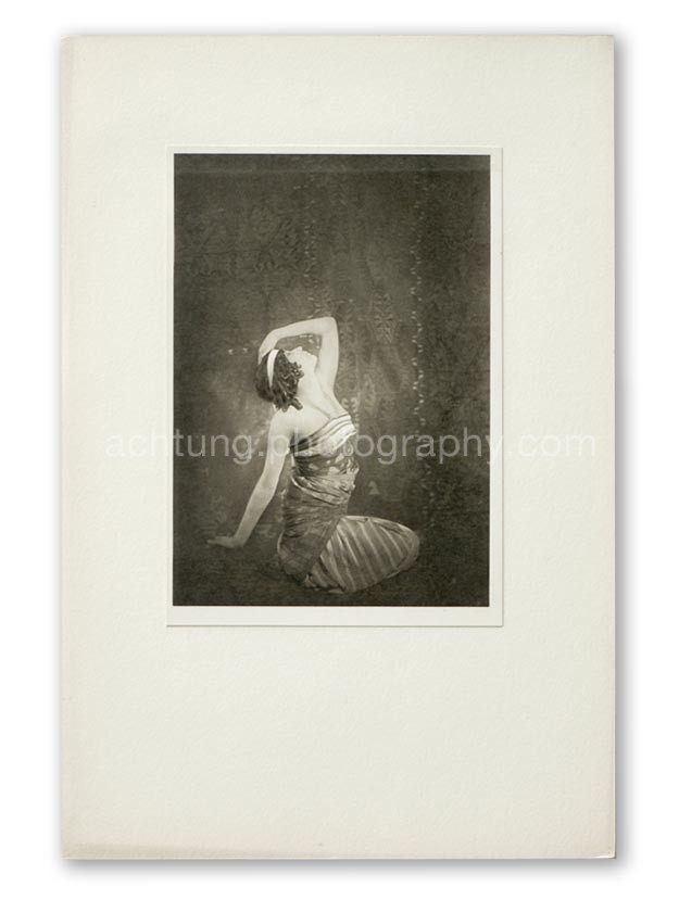 Plate 14, E.O. Hoppe Sofia Fedorova in Cleopatra (Madame Fedorova, Cleopatra), 1911, image size 19.3 x 13.1 cm paper size 20.4 x 14.3 cm
